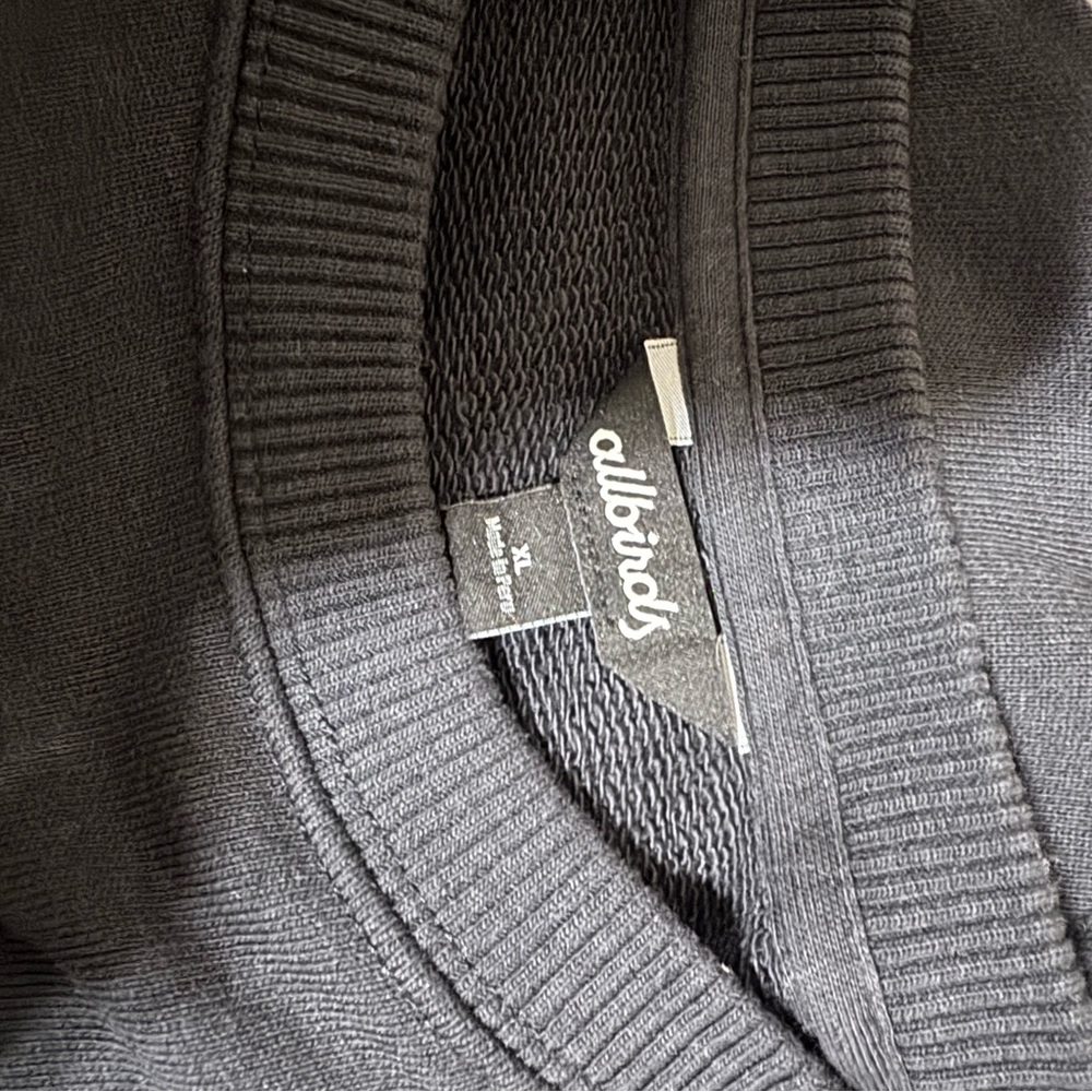 allbirds Classic Black Crewneck Sweater - Picture 4 of 4